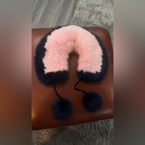 Fox fur collar